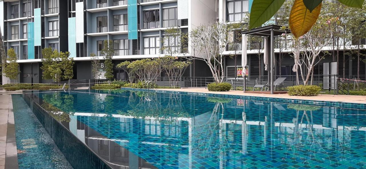 Cozystay @ Core Soho Suite Klia Szepang Kültér fotó